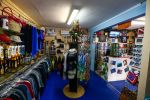 GO WEST Diving - our shop